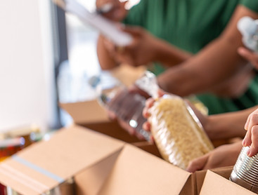 Packing Food in Boxes